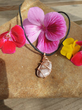 Load image into Gallery viewer, Strawberry quartz pendant necklace
