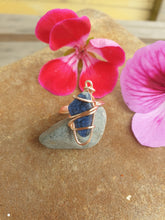 Load image into Gallery viewer, Lapis Lazuli Copper Crystal Ring
